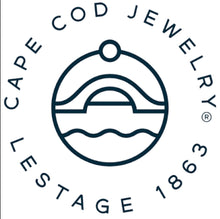 Load image into Gallery viewer, Loop and Twist Bracelet - 7"